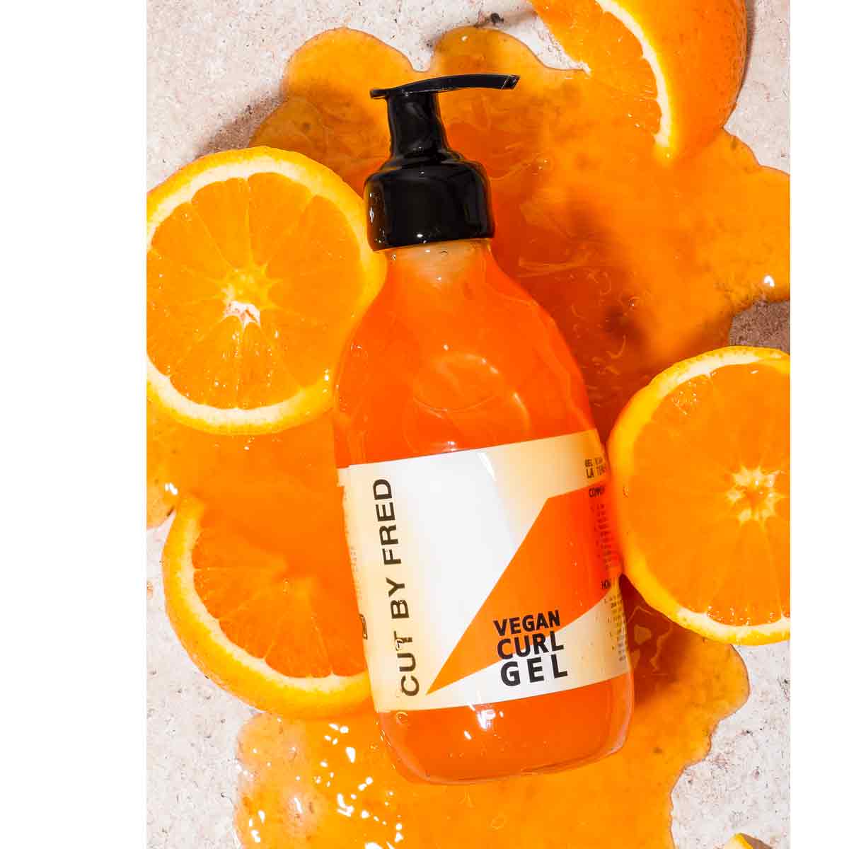 Cut by Fred | Premium Routine für hydrierte Locken und Wellen