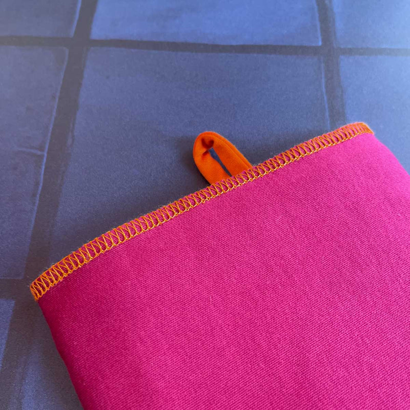 T-Shirt-Handtuch "Beerenpink" aus Bio-Baumwolle